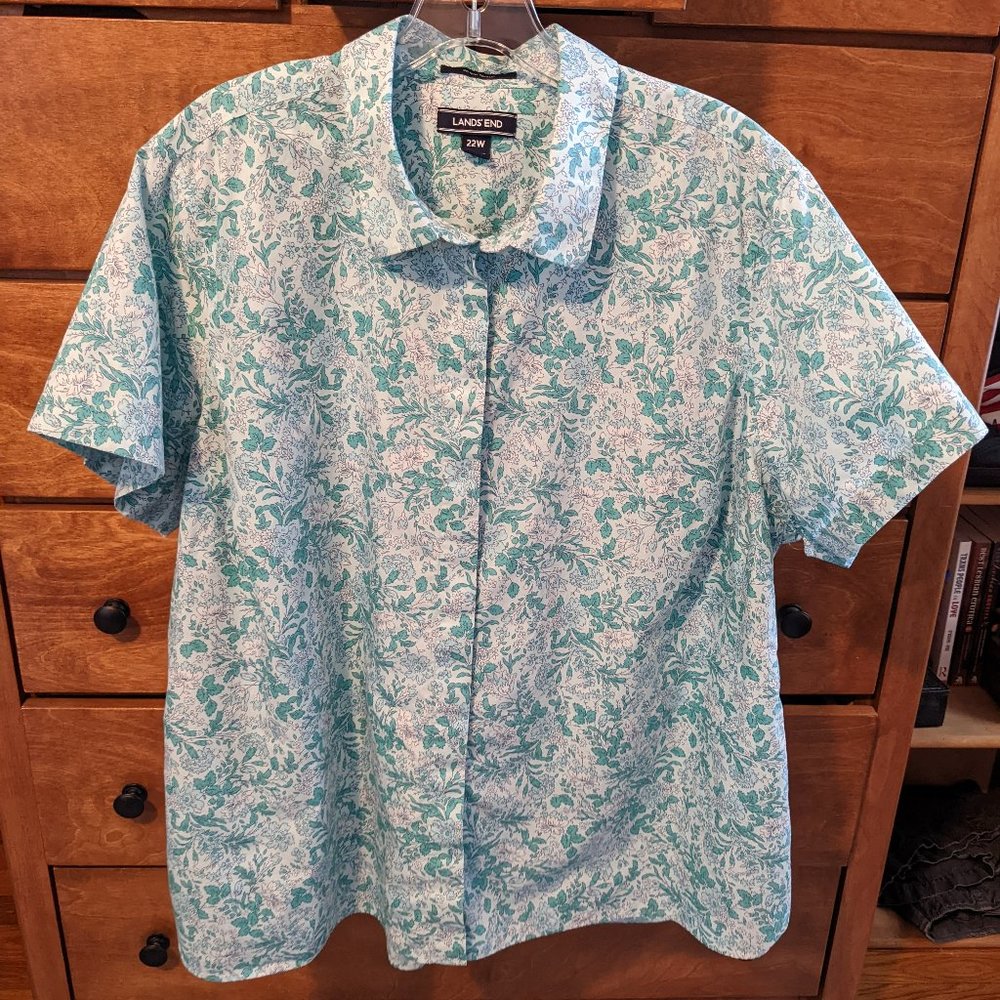 Lands' End Womens' size 22 short-sleeved, print, button front cotton blouse
